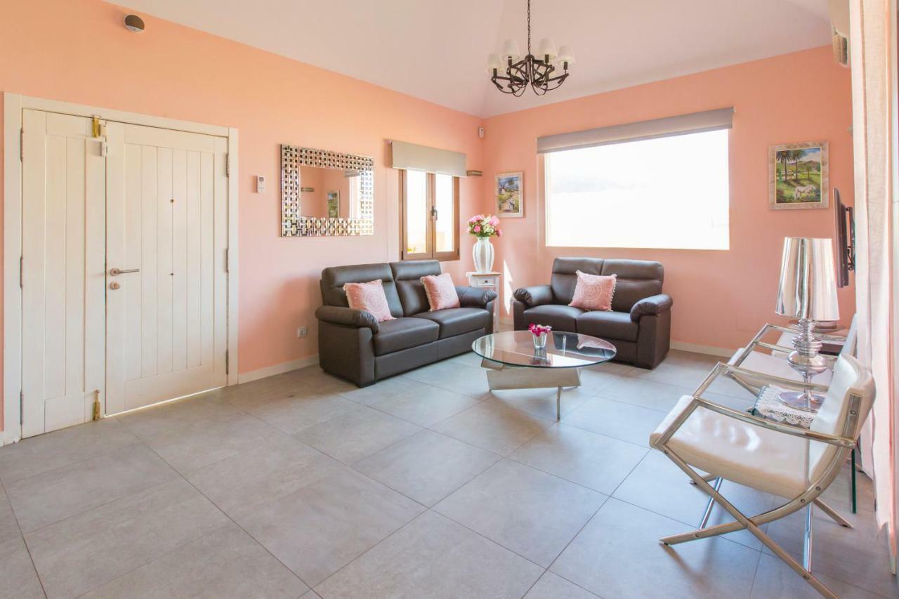 Villa Bella Lucia 3. Piscina Climatizada, Wifi, Bbq. Corralejo Exterior foto